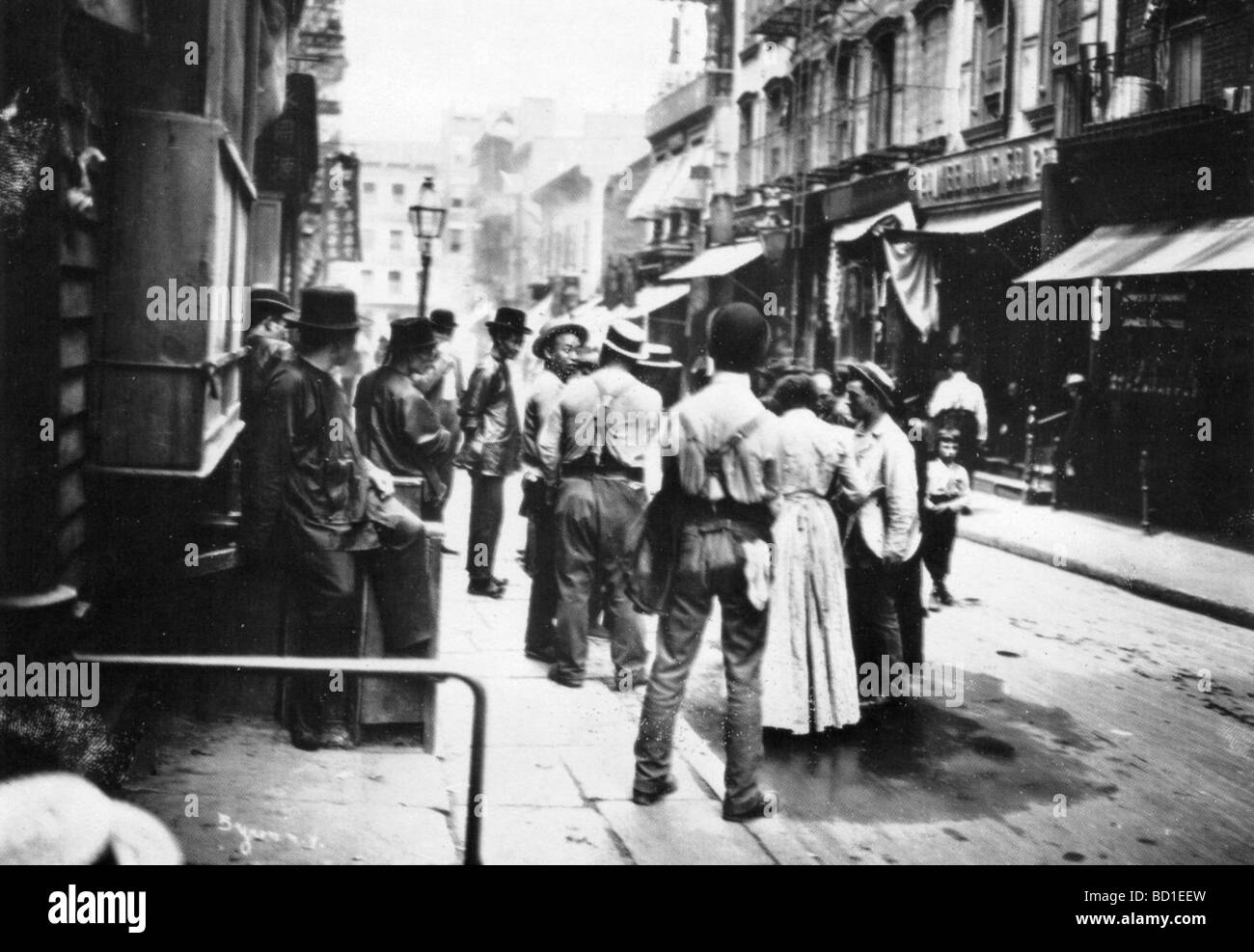 NEW YORK - street dans le quartier chinois en 1898 Banque D'Images