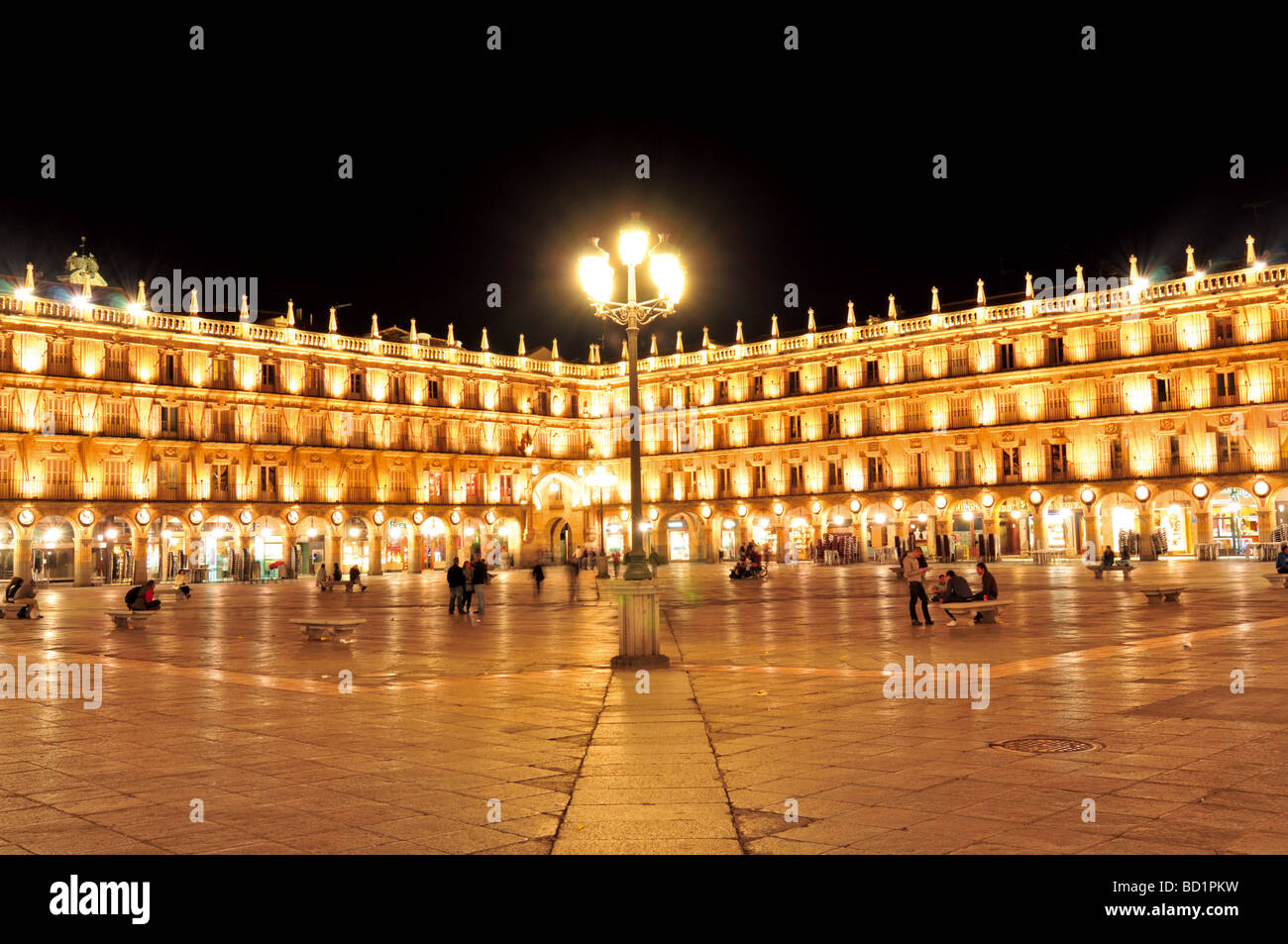 L'Espagne, Salamanque : Plaza Mayor par nuit Banque D'Images