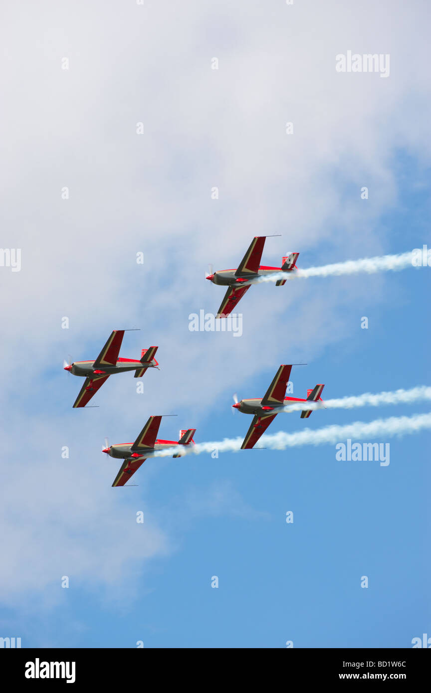 Dimanche 2009 le meeting aérien de Fairford Royal Jordanian Falcons d' EA300L Banque D'Images