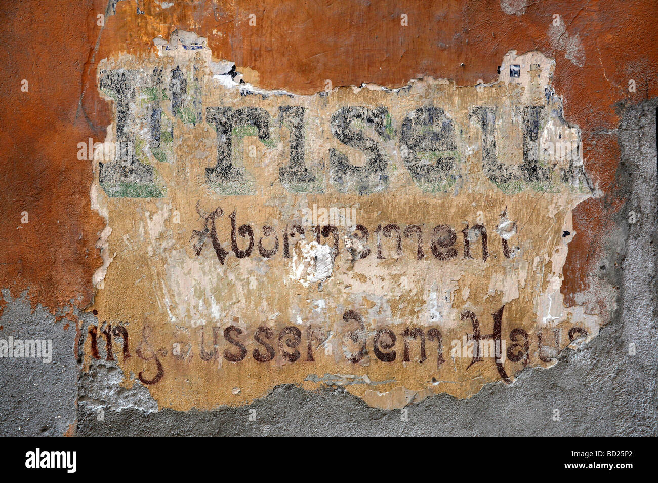 Lettrage sur une façade historique, d'un salon de coiffure, Meran, Merano, Alto Adige, Italie, Europe Banque D'Images