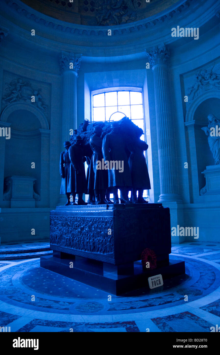 Monument à l'intérieur du tombeau de Napoléon Bonaparte Banque D'Images