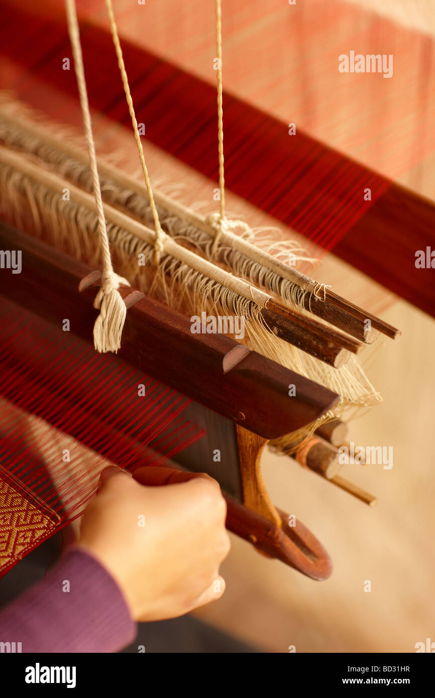 Le tissage de la soie, Luang Prabang, Laos Banque D'Images