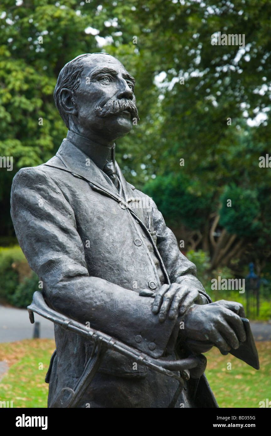 Si Statue compositeur Edward Elgar Banque D'Images