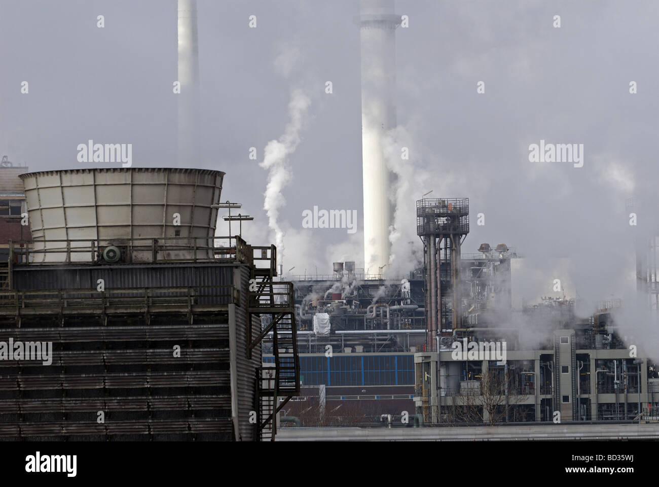 Lyondell-Basell usine chimique, Wesseling, Cologne, Rhénanie du Nord-Westphalie, Allemagne. Banque D'Images