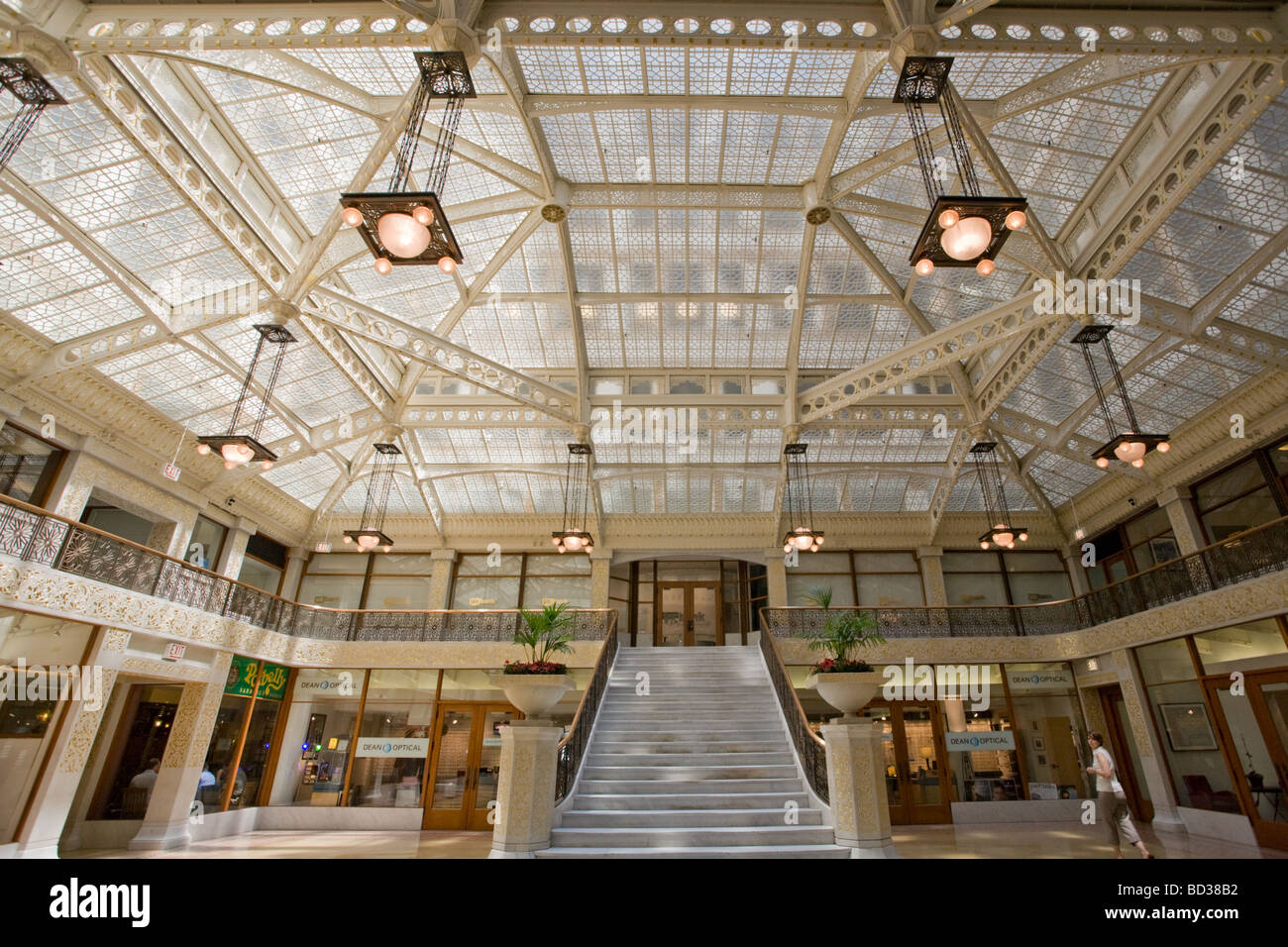 Le Rookery Building Frank Lloyd Wright intérieur rénové Chicago Illinois Banque D'Images