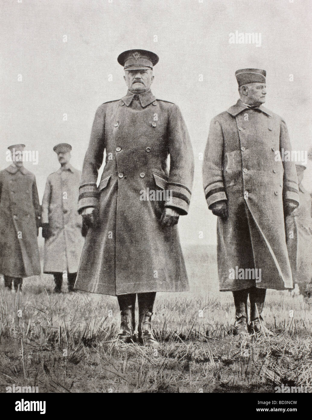 Les généraux de la Première Guerre mondiale américain, John Joseph Black Jack Pershing center et Hunter Ligget droite. Banque D'Images