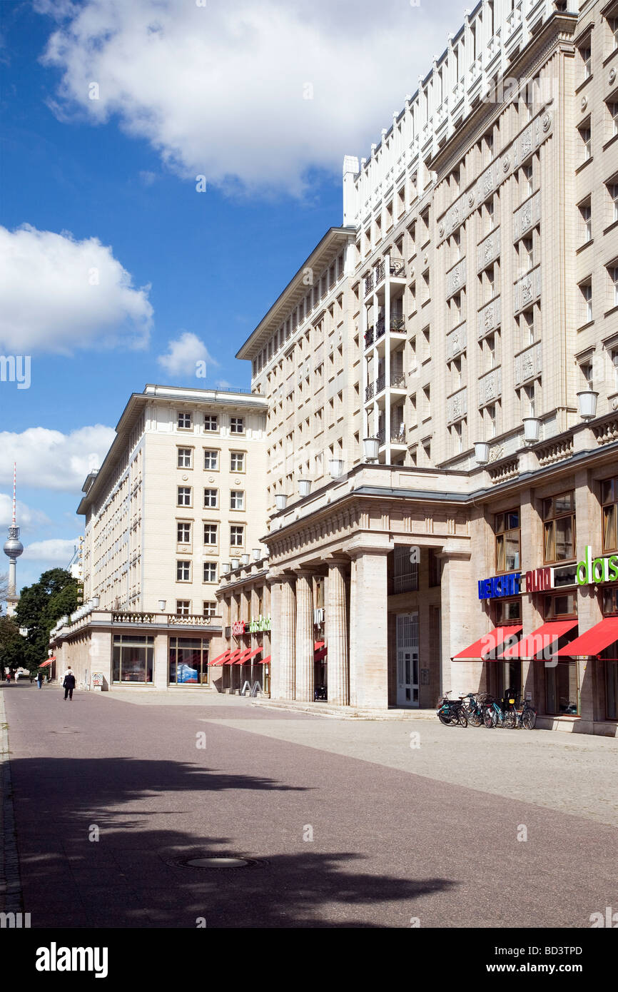 Karl Marx Allee, Bloc C Nord, Berlin, Allemagne Banque D'Images