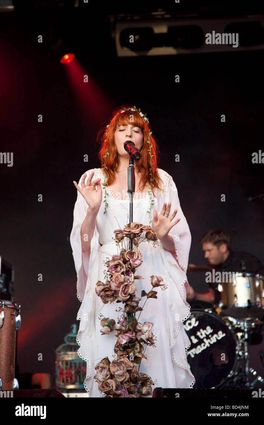 Florence et la machine effectuer au Camp Bestival 2009. Banque D'Images