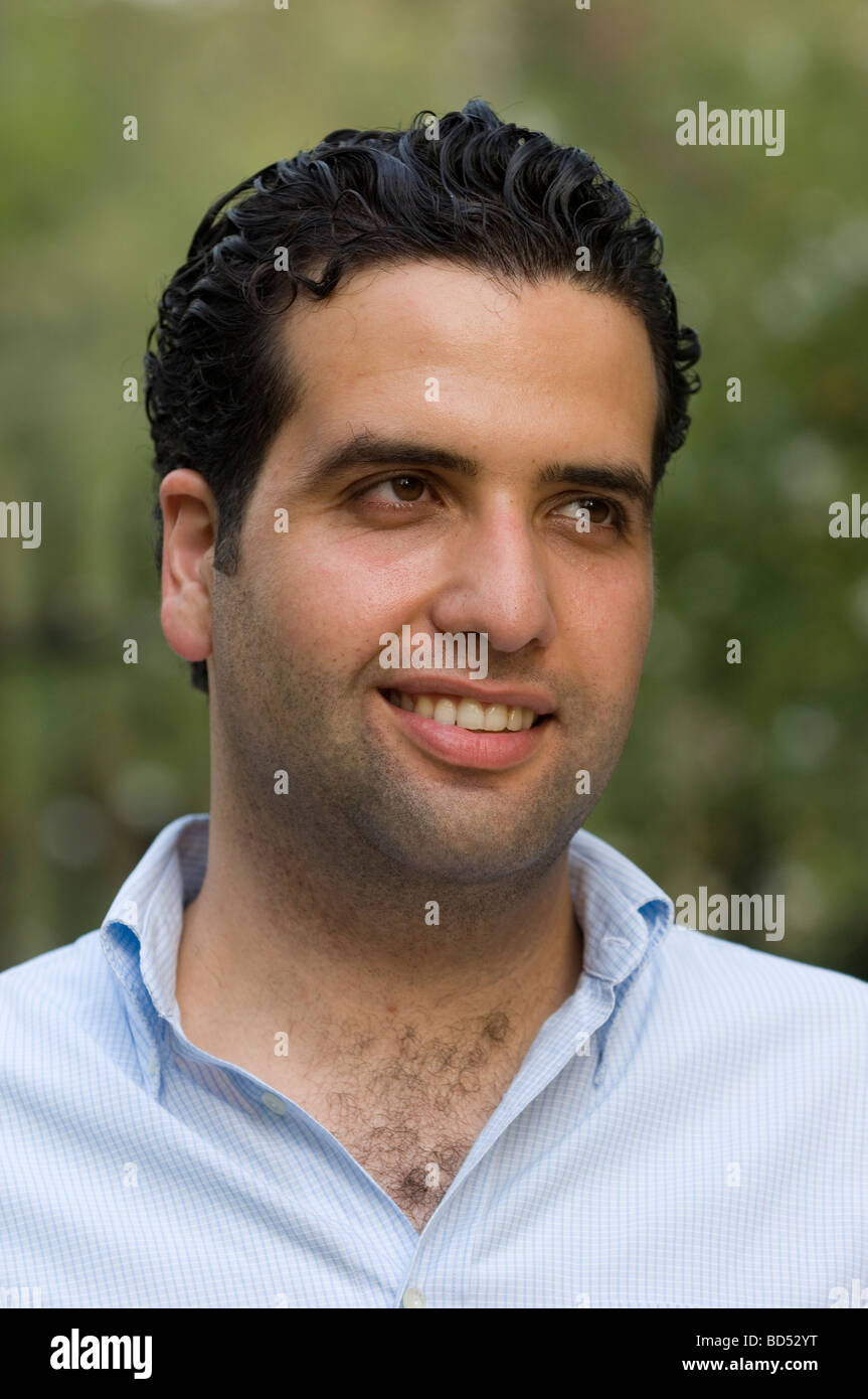 L'homme souriant à l'extérieur du Moyen-Orient Liban Moyen Orient Banque D'Images