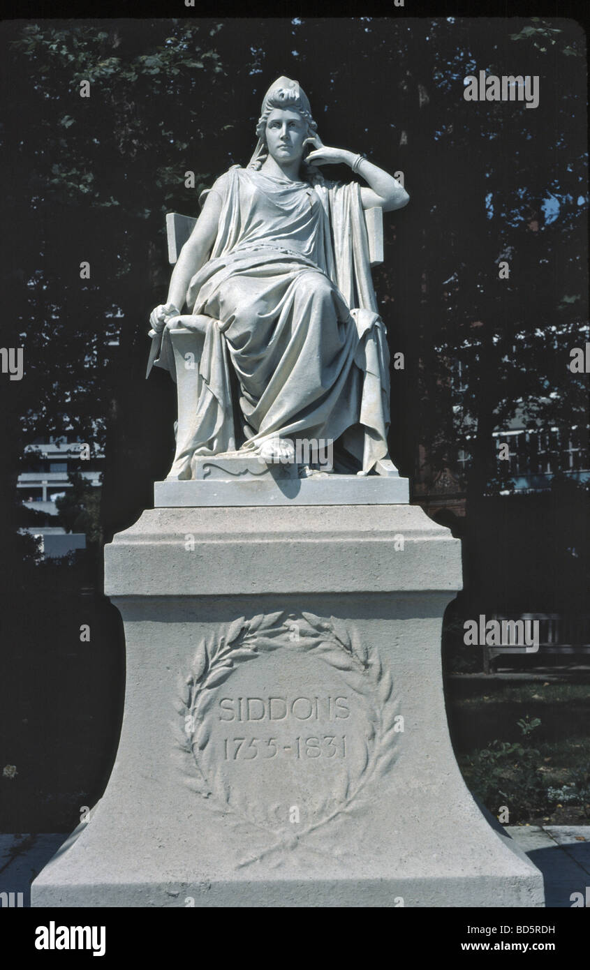 Statue de Sarah Siddons actrice connue pour son rôle de Lady Macbeth Banque D'Images