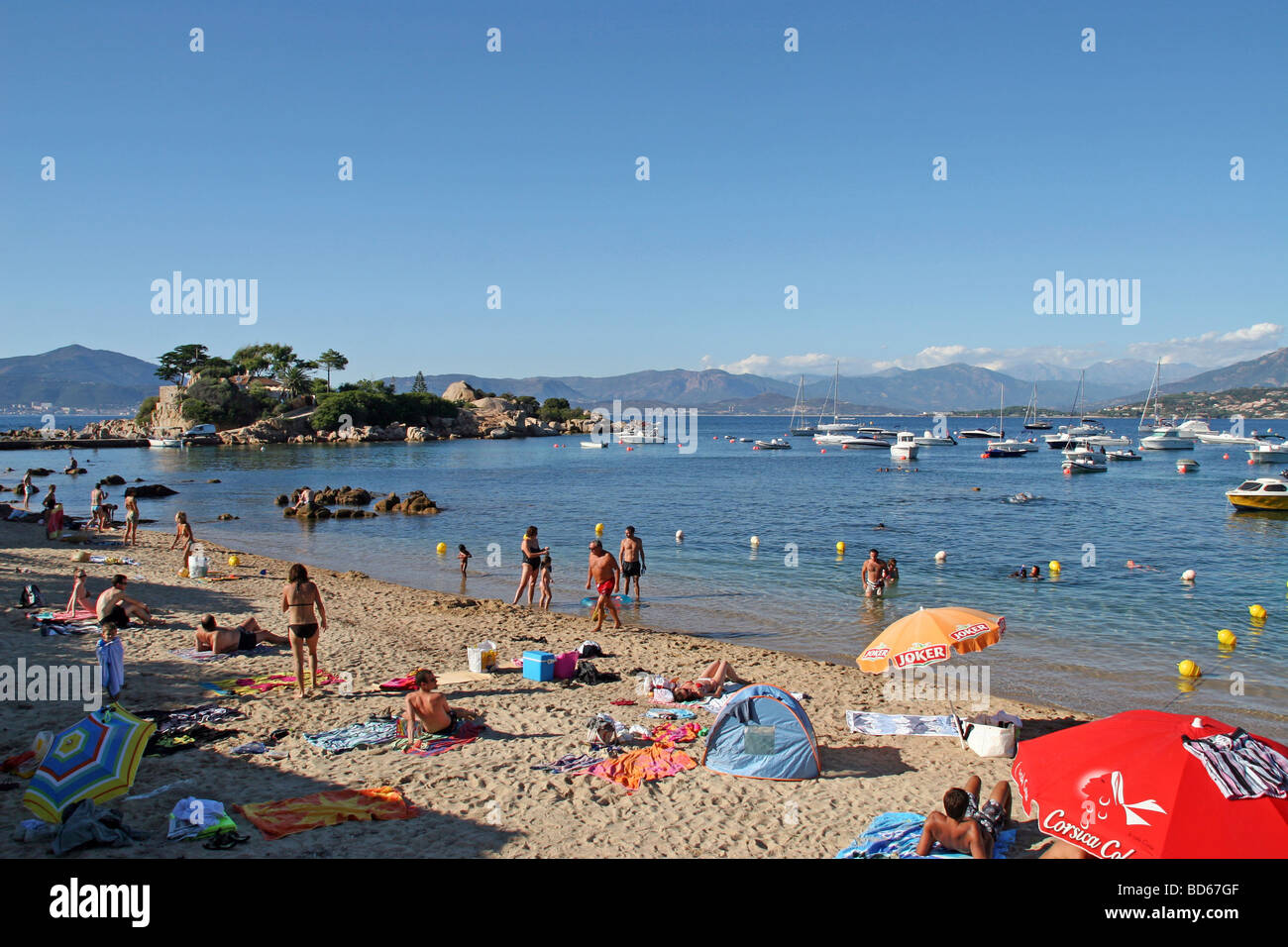 Corse (2A) : plage Isolella Banque D'Images