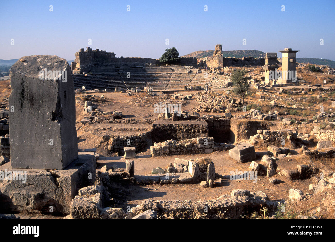 Vestiges du théâtre romain de Xanthos, ancienne ville lycienne de Turquie. Site du patrimoine mondial de l'ONU. Banque D'Images