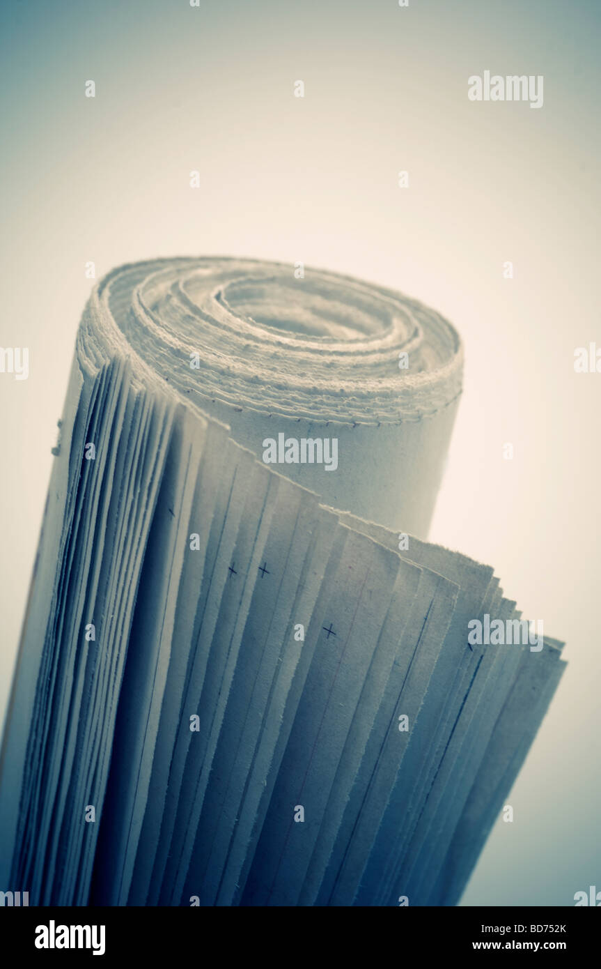 Rouleau de journal Banque de photographies et d’images à haute ...