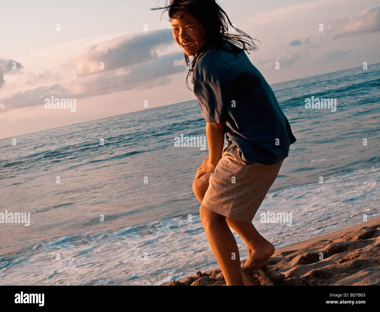 Fille sur la plage Banque D'Images Fille sur la plage Banque D'Images