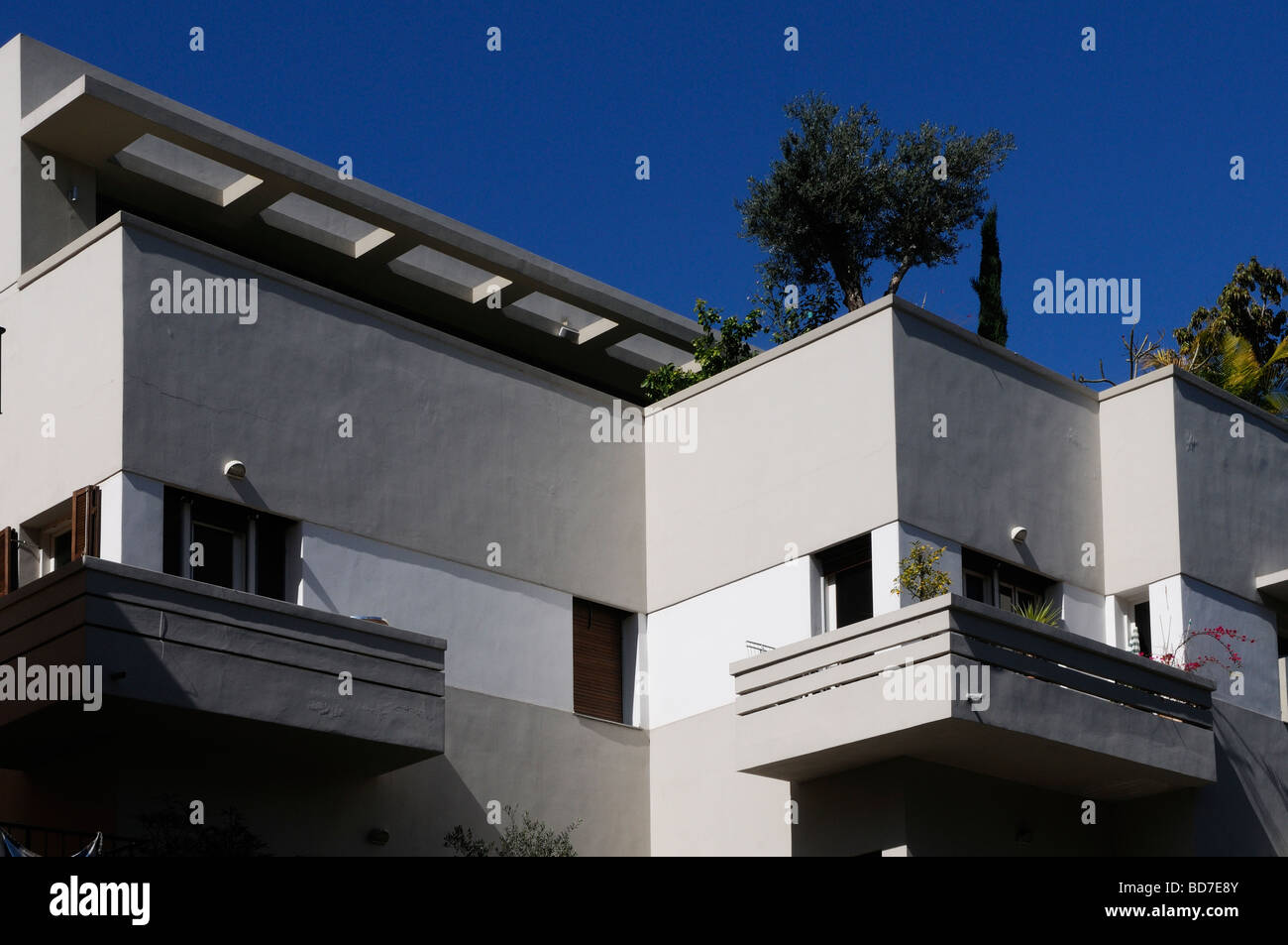 Une maison à l'architecture du Bauhaus style dans le boulevard Rothschild centre-ville de Tel Aviv, Israël Banque D'Images