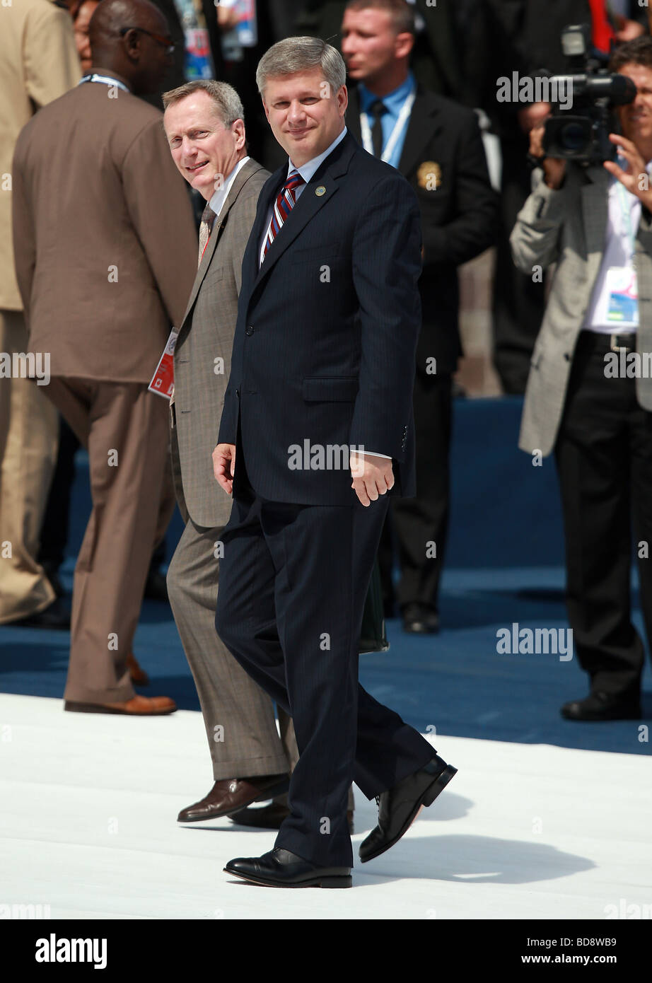 STEPHEN HARPER PREMIER MINISTRE DU CANADA 10 Juillet 2009 LA GUARDIA DI FINANZA SCHOOL L'AQUILA ABRUZZES ITALIE Banque D'Images