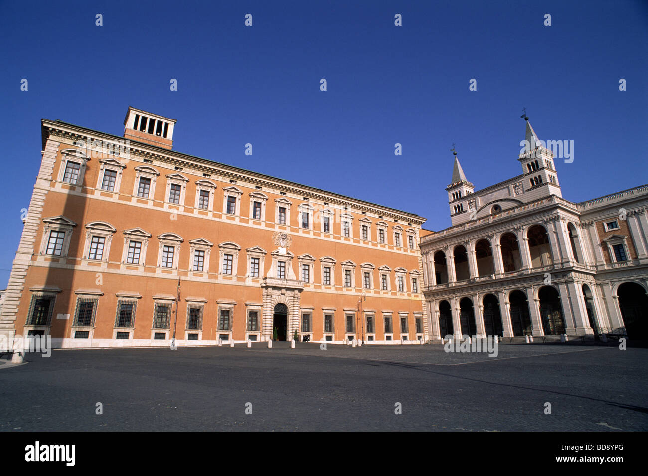 Italie, Rome, Palazzo Lateranense et basilique de San Giovanni in Laterano Banque D'Images