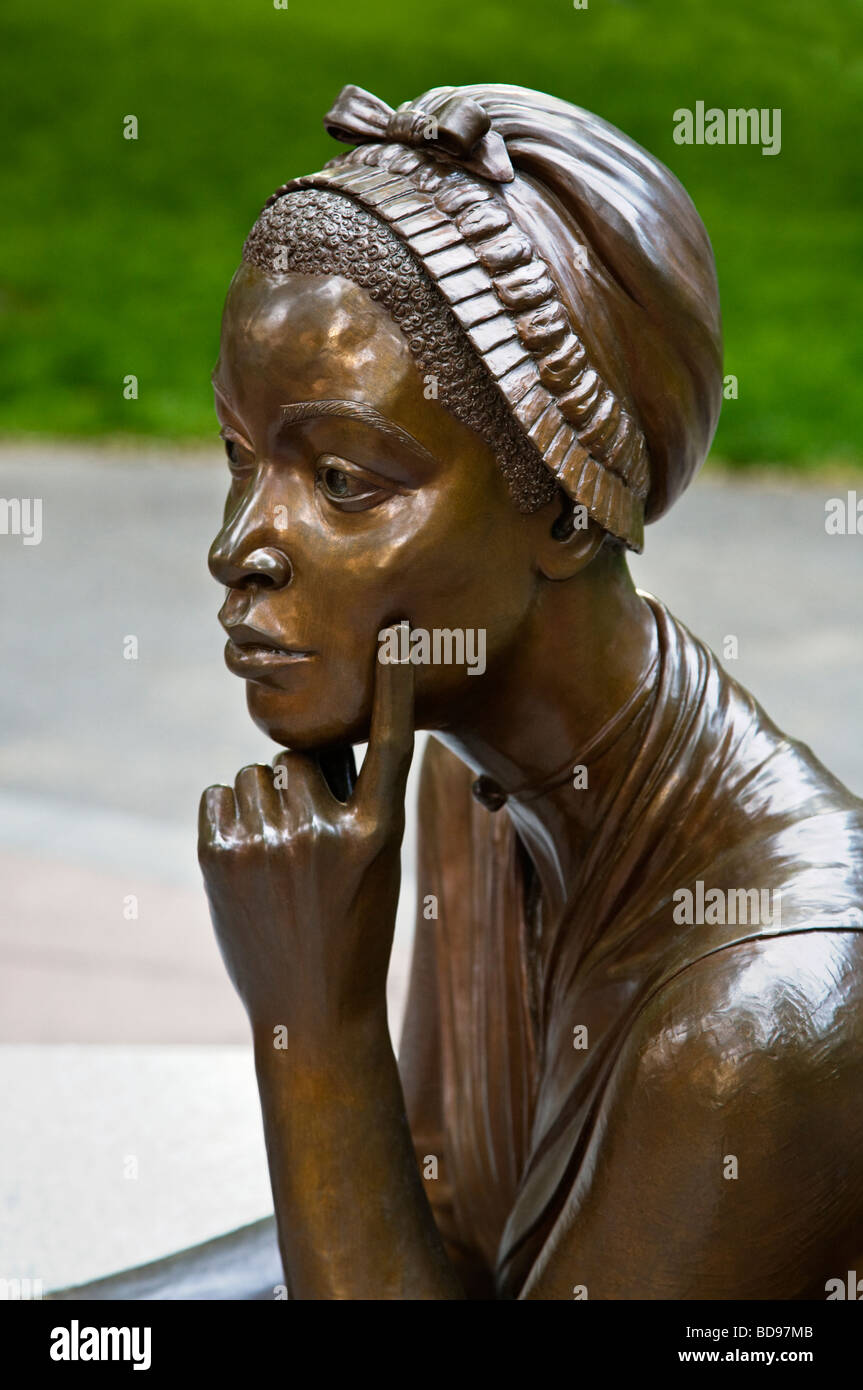 Le BOSTON WOMEN'S MEMORIAL rend hommage à des personnages historiques et est situé sur l'AVENUE DU COMMONWEALTH BOSTON MASSACHUSETTS Banque D'Images