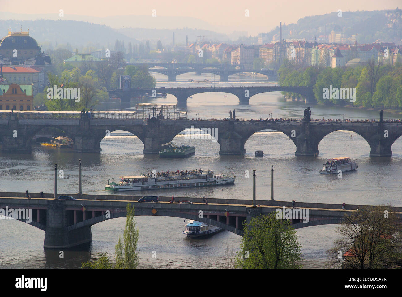 Prag Brücken von oben vue aérienne 07 ponts de Prague Banque D'Images Prag Brücken von oben vue aérienne 07 ponts de Prague Banque D'Images