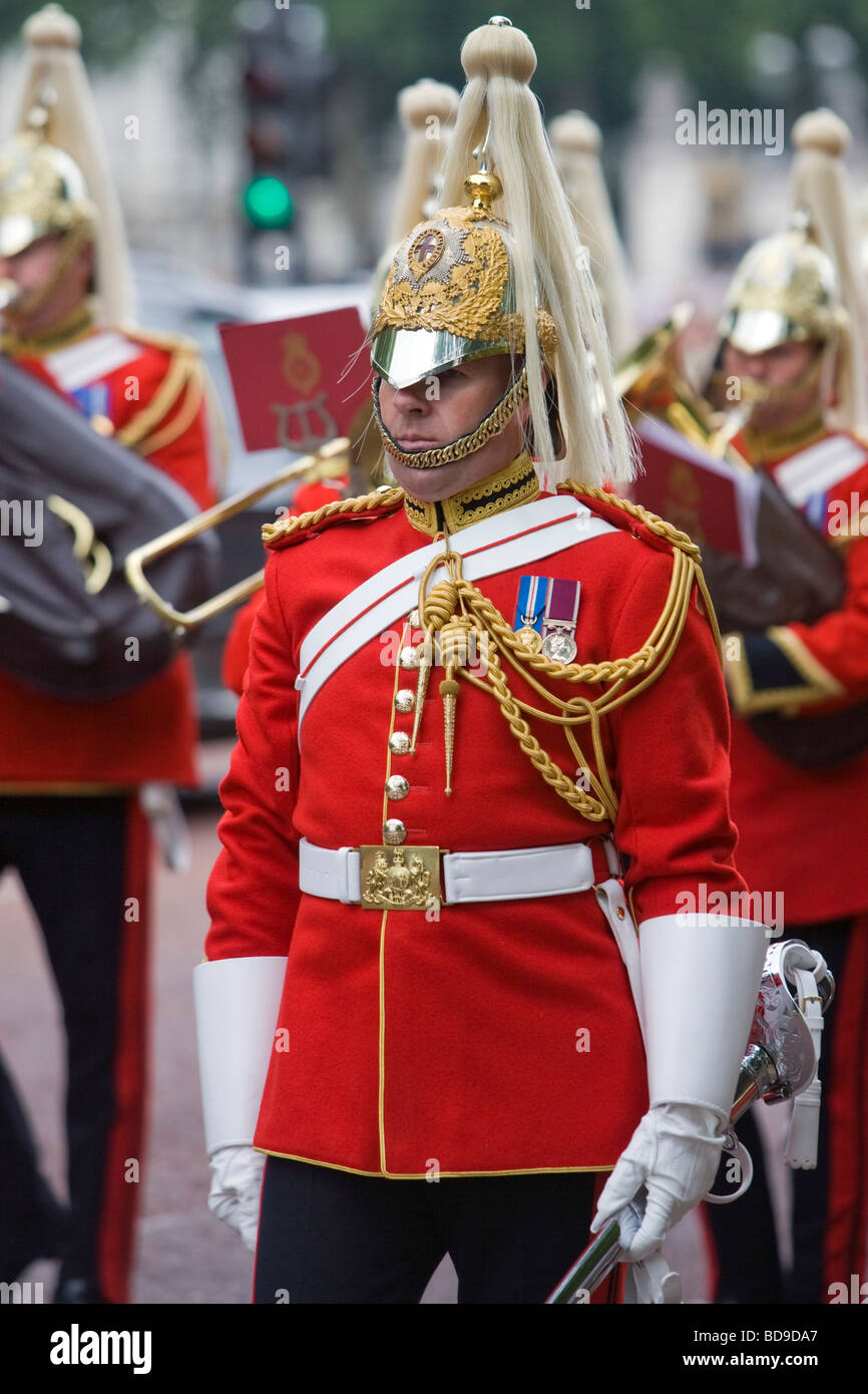 Un musicien de l'imprimeur de la garde de la vie après la relève de la garde, Buckingham Palace, Londres, Grande-Bretagne Banque D'Images