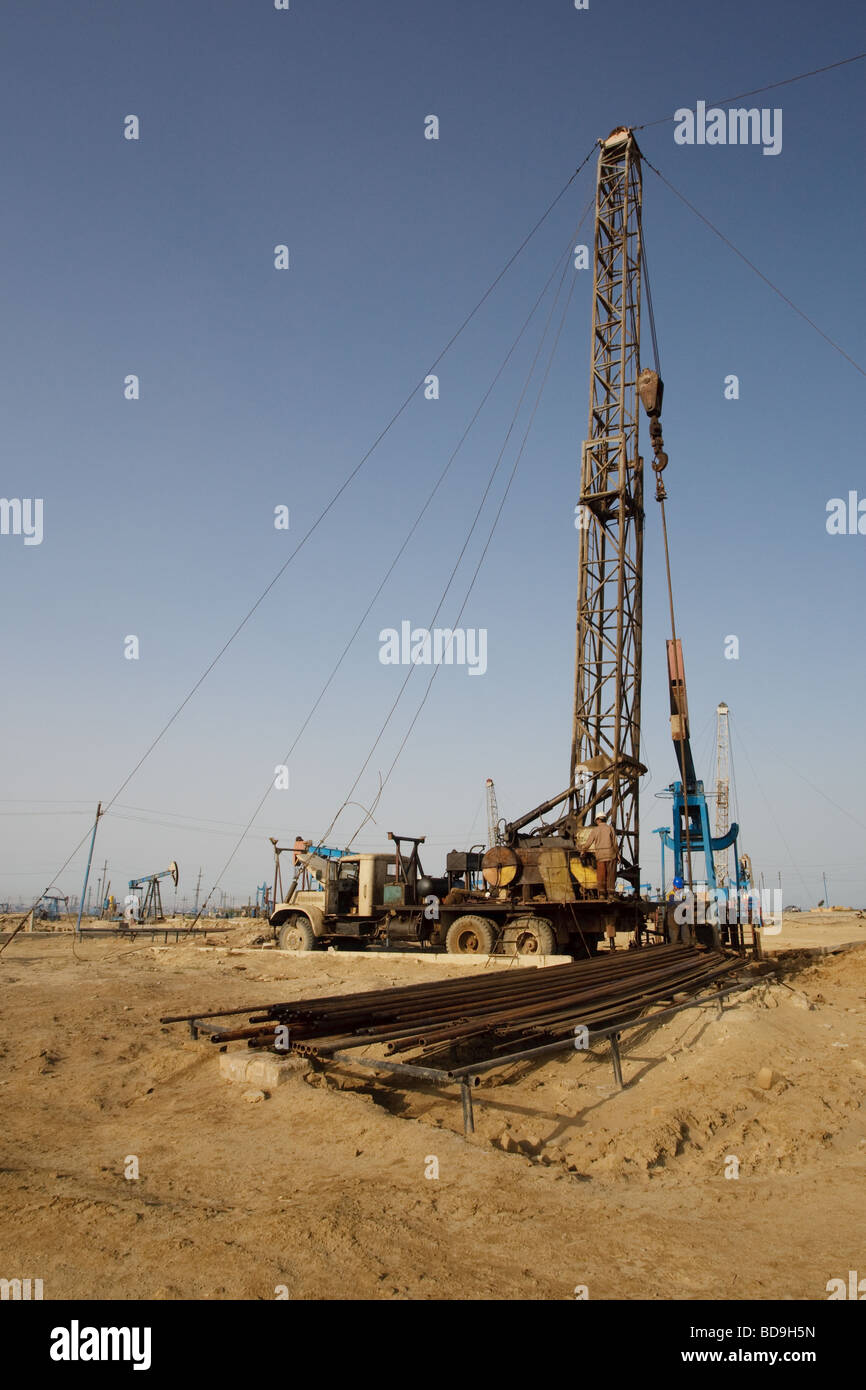 Rig de forage Banque de photographies et d’images à haute résolution ...