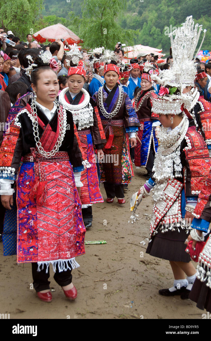 Les femmes Miao au Festival Tambour Shidong Guizhou Province Chine Banque D'Images