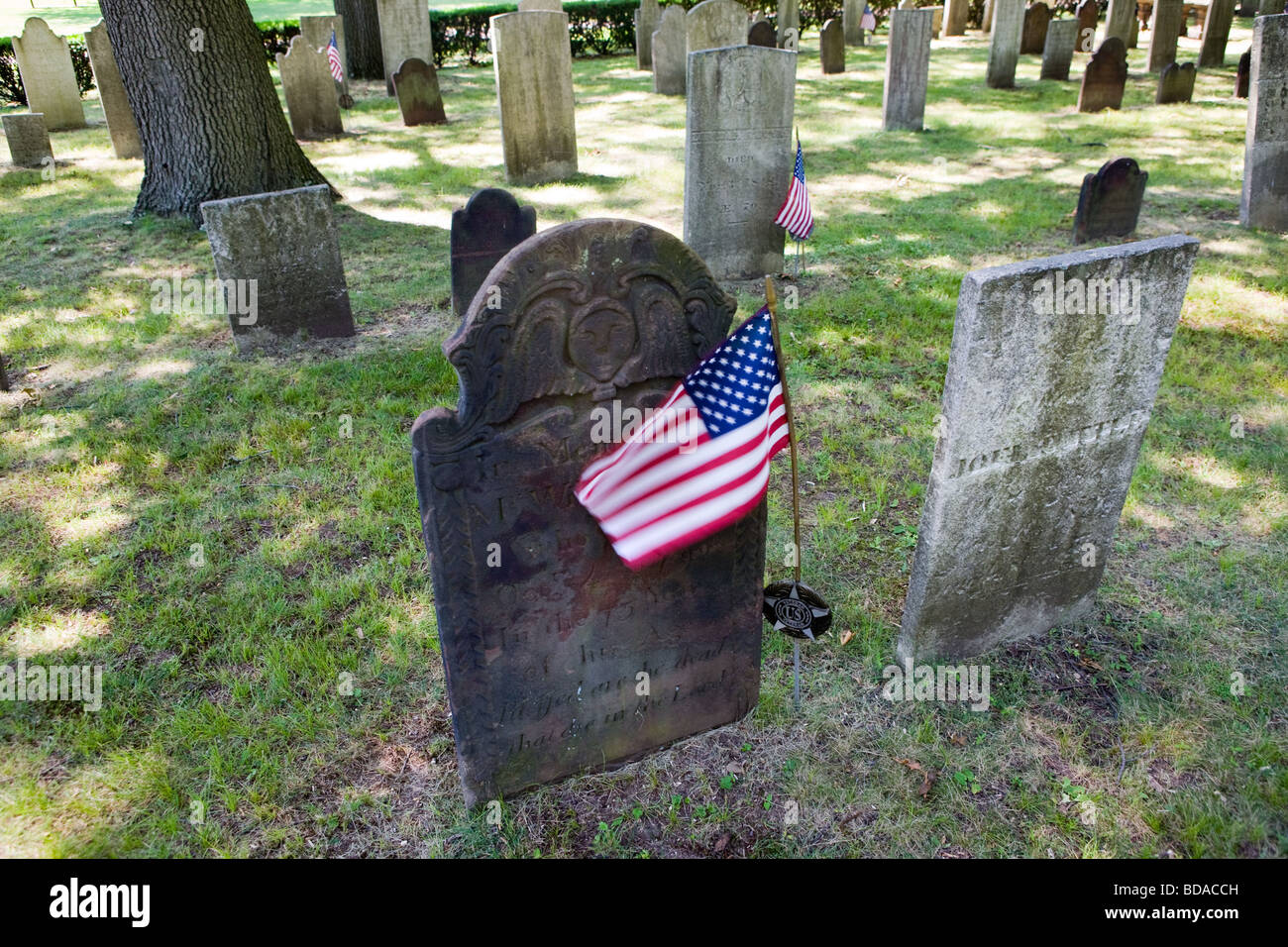 Pierres tombales anciennes. Les pierres tombales à partir de la fin des années 1700 et au début des années 1800 dans la région de North Haven CT USA Banque D'Images