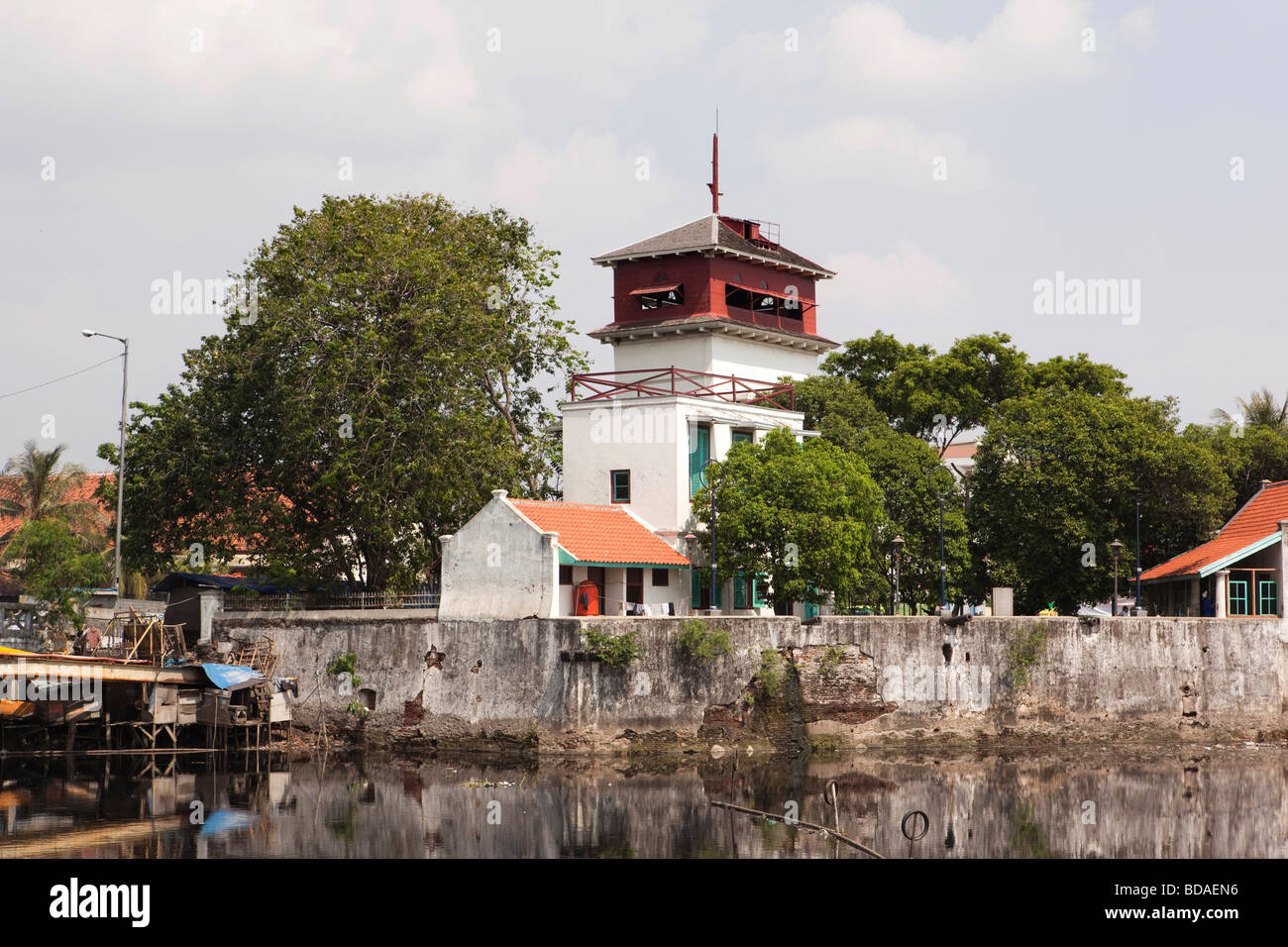 L'Indonésie Jakarta Java old Batavia Minar Sunda Kelapa Harbour au guet Kali Besar Banque D'Images