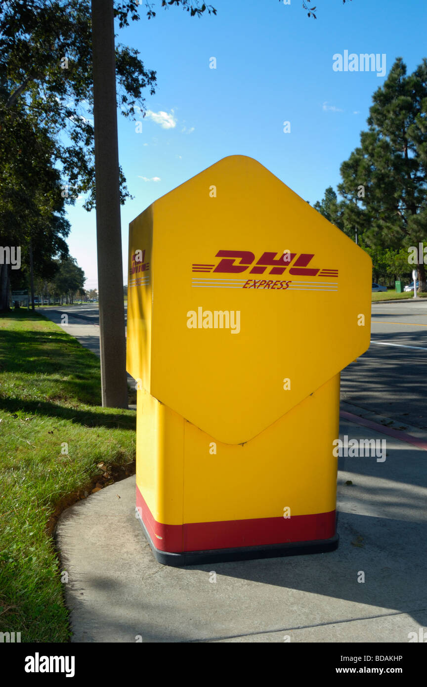 Boîte à DHL, Orange County, CA 7178 081017 Banque D'Images