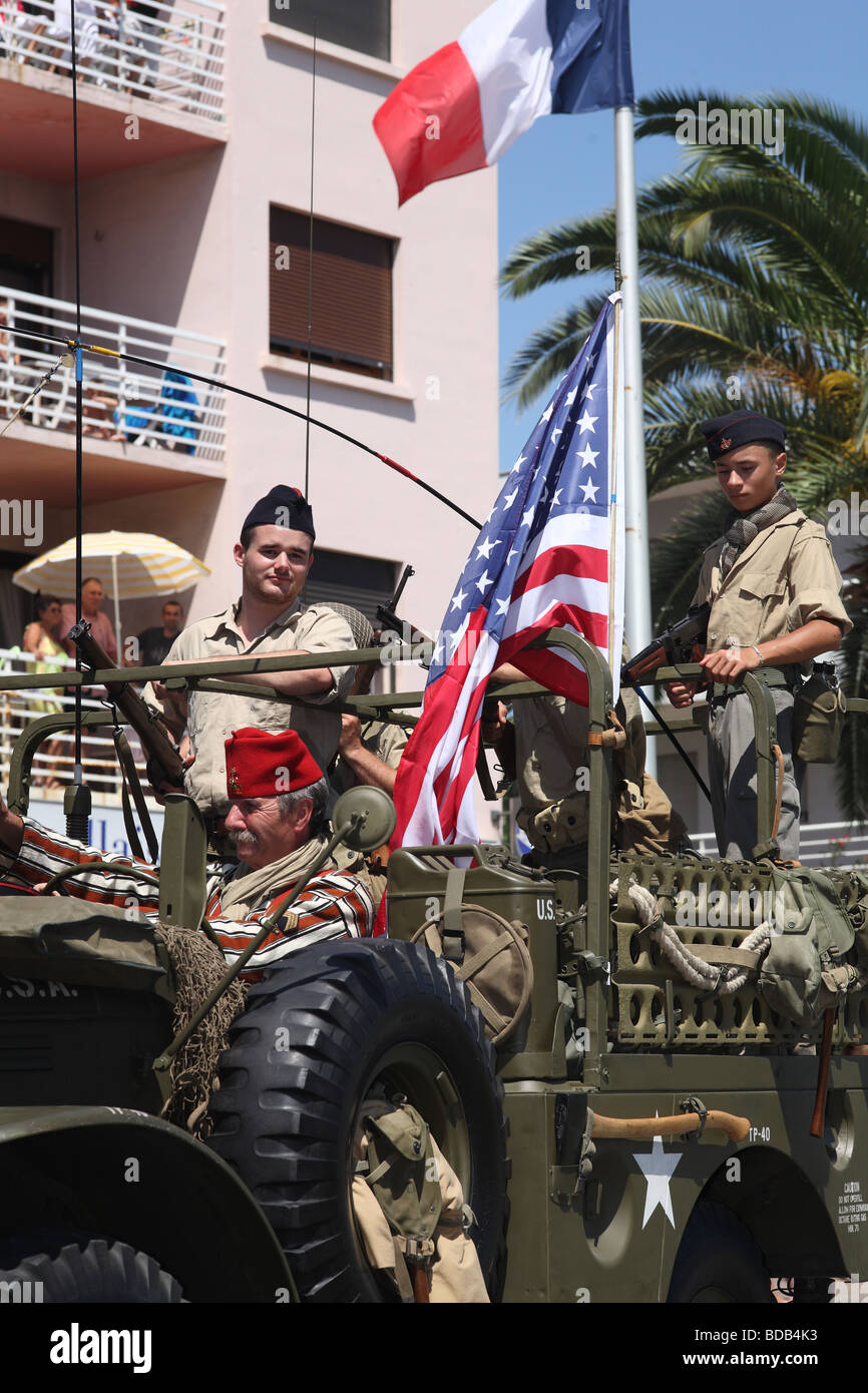 Défilé souvenir du débarquement allié à Cavalaire le 15 août 1944 Banque D'Images