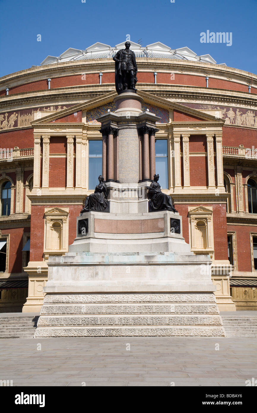 Londres - Albert Hall et le monument Banque D'Images