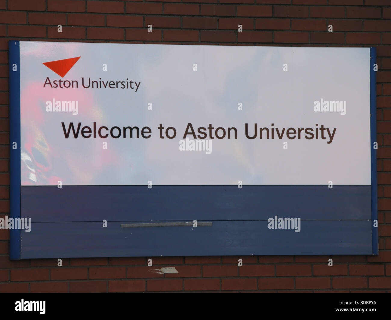 Bienvenue à l'Université Aston signer Birmingham UK Banque D'Images