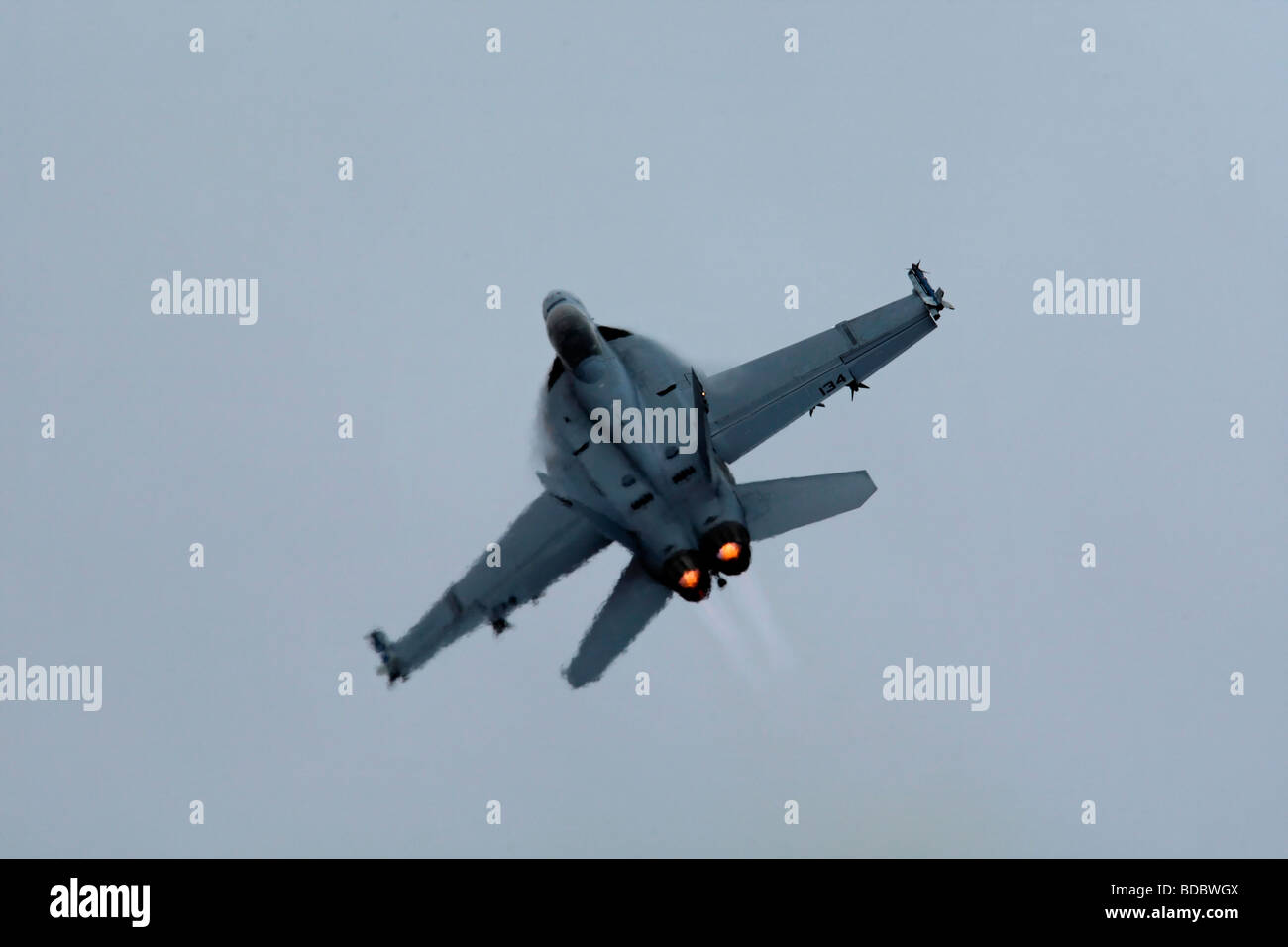 F Super Hornet 18 un jet de combat en vol Banque D'Images
