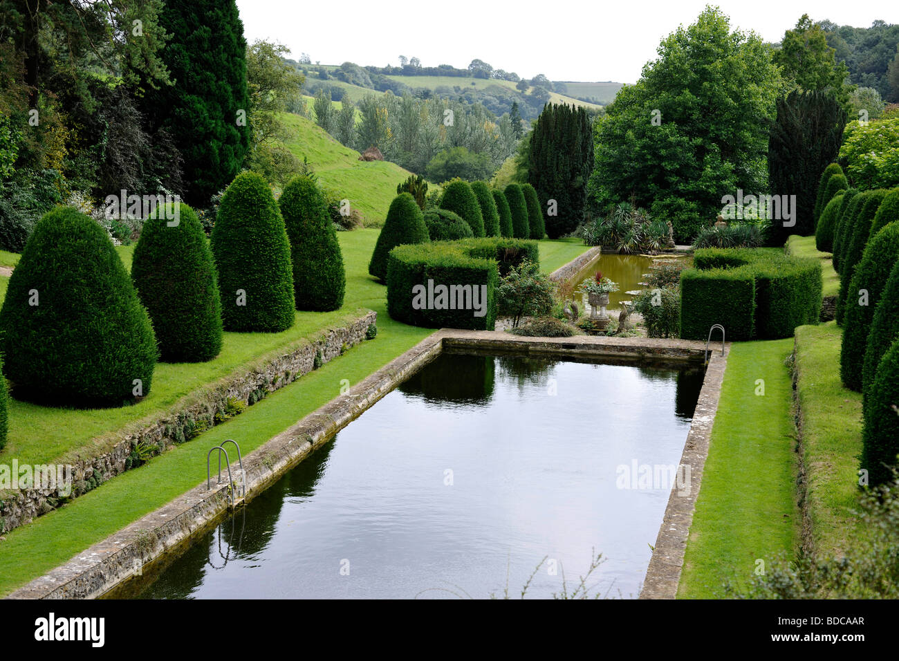 Mapperton Gardens, et manoir Jacobin à Beaminster, Dorset, UK. Jardins paysagers. Banque D'Images