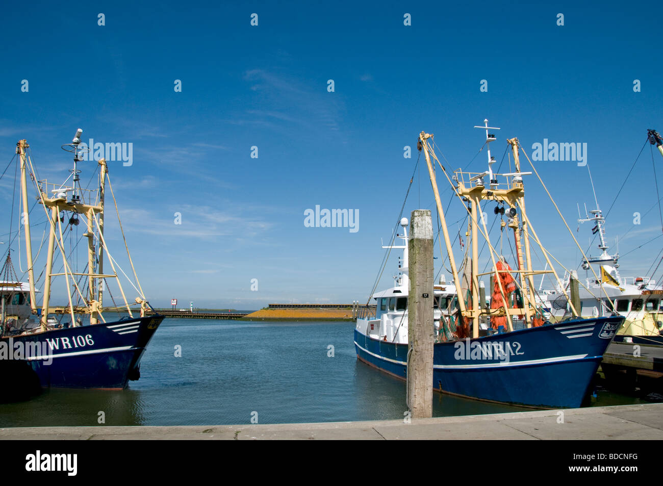 Den Oever Pays-bas voile port harbour pêche en mer Banque D'Images