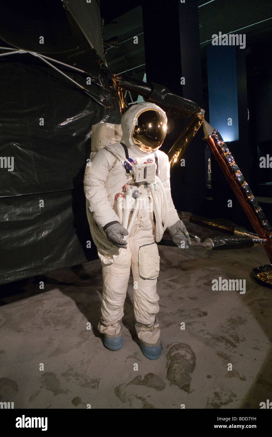 Astronaute apollo lune Banque de photographies et d’images à haute ...