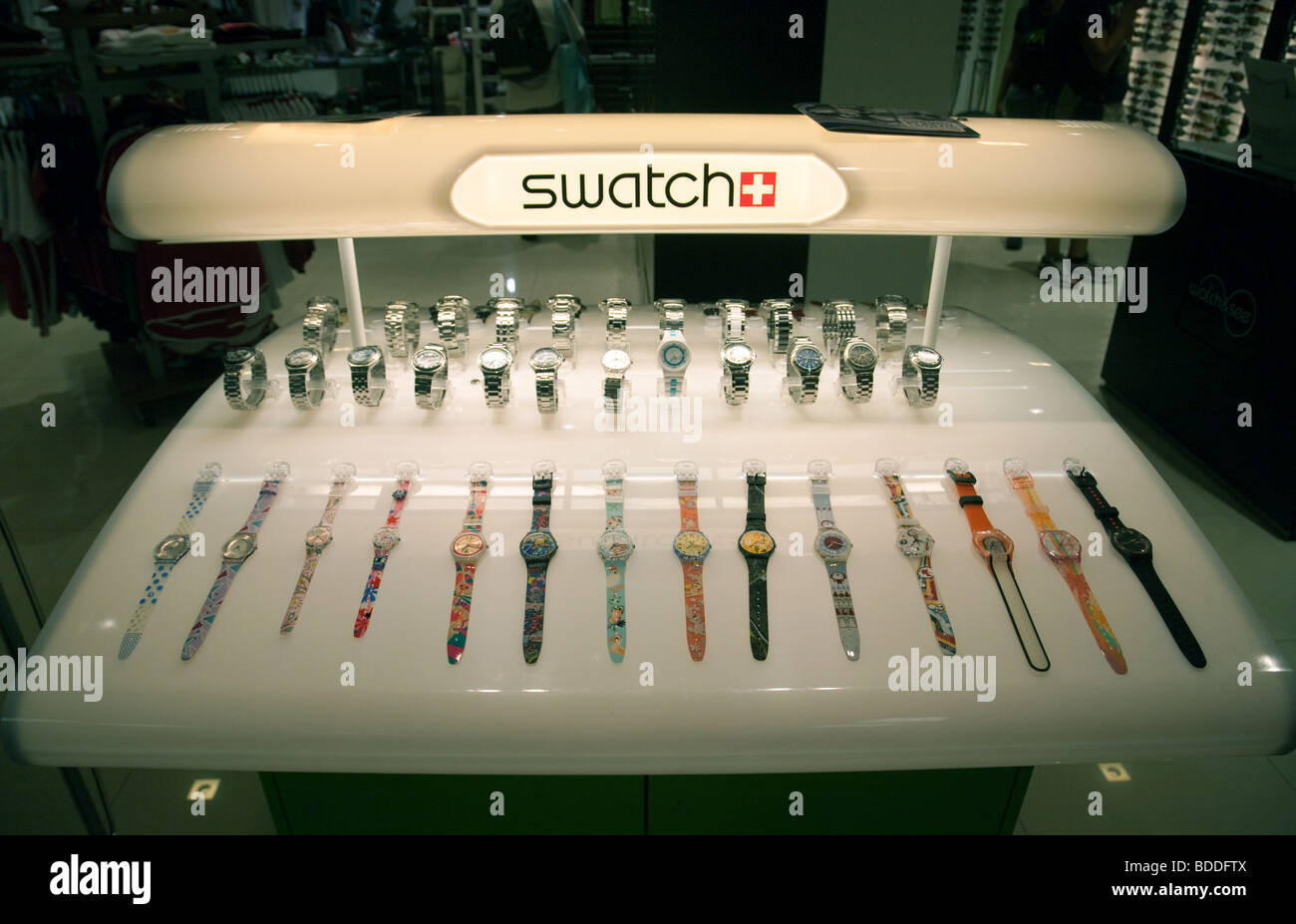 Swatch Mirror Spot Mickey: l'heure de l'art - L'Express