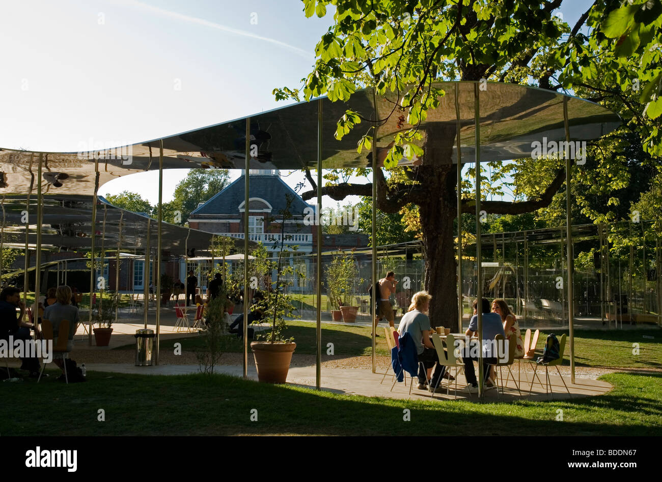 Serpentine Gallery Pavilion 2009 dans Kensington Gardens London England UK Banque D'Images