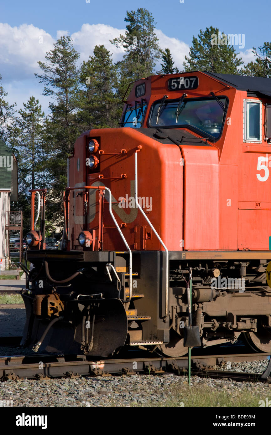 Le Canadien National GM SD75 IW locomotive au triage Jasper. Banque D'Images