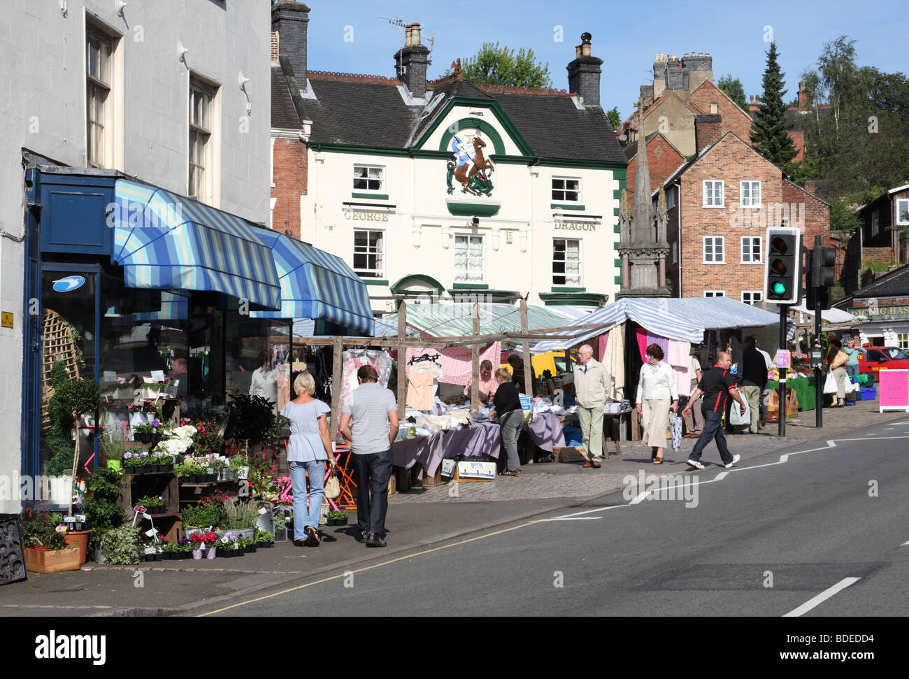 La Place du marché à Ashbourne, dans le Derbyshire, Angleterre, Royaume-Uni Banque D'Images