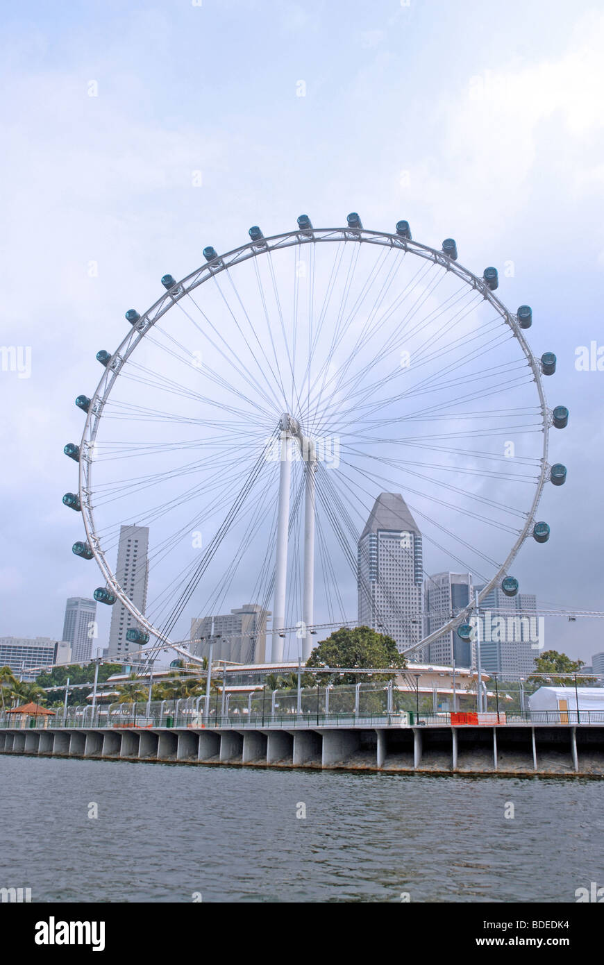 Le Singapore Flyer de Marina Bay, Singapour Banque D'Images