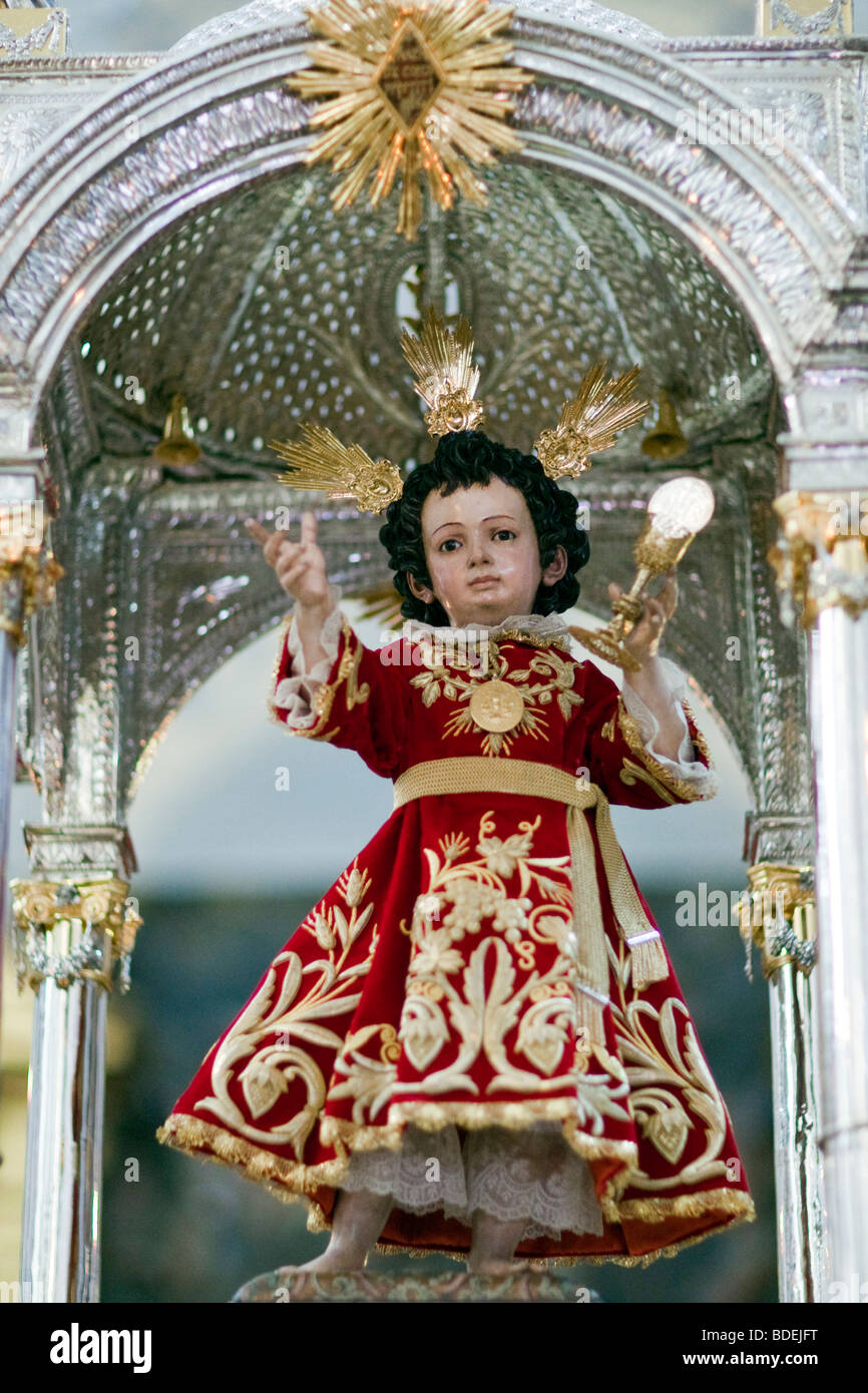L'Enfant Jésus sculpture, procession du Corpus Christi, Séville, Espagne, 2009. Banque D'Images