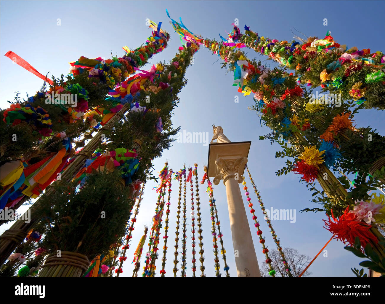 Le dimanche de Pâques, le plus grand concours de palmiers à Lipnica Murowana, Pologne Banque D'Images