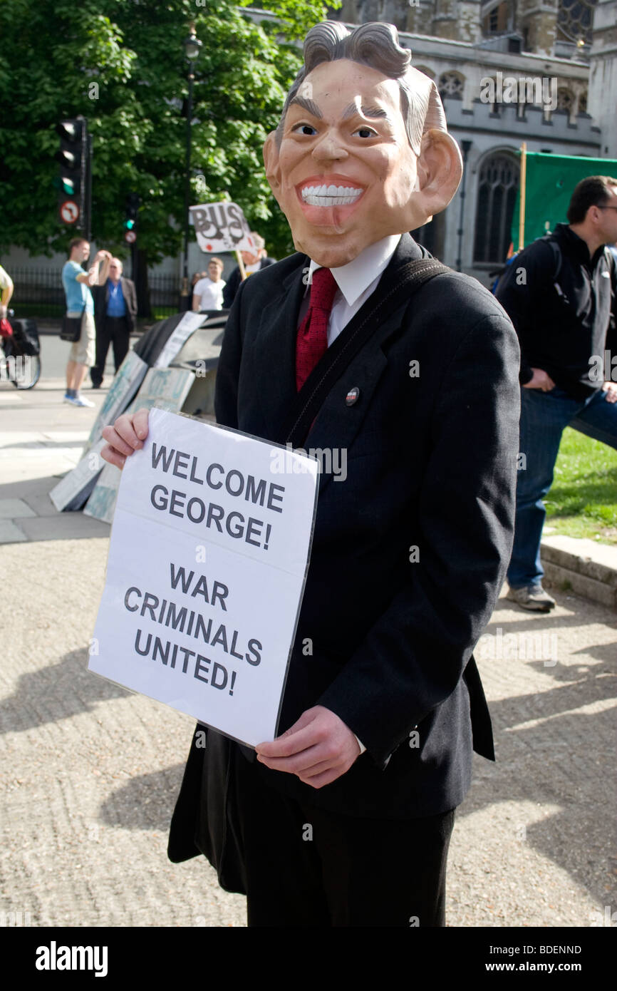 Manifestations Anti Bush à Londres pour sa dernière visite au Royaume-Uni en tant que président. Banque D'Images