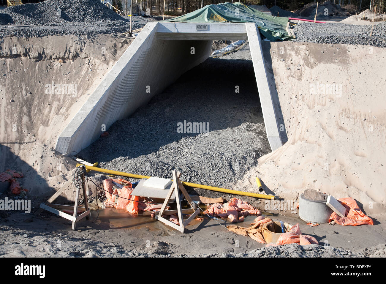 Passage souterrain pour piétons et cyclistes en construction , Finlande Banque D'Images