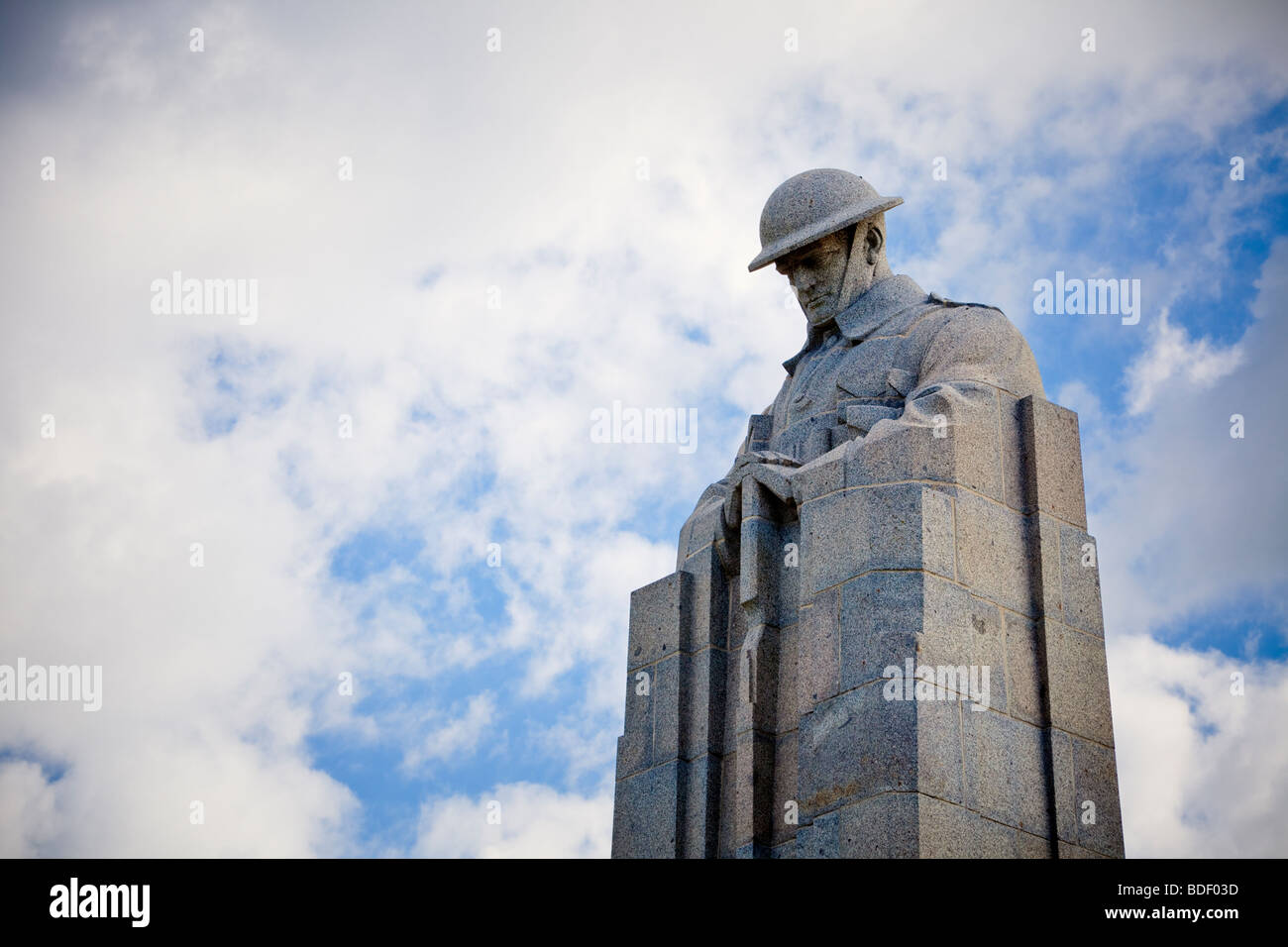 St Julien War Memorial de la Seconde Guerre mondiale, l'Infanterie Canadienne 1, Ypres, Flandre, Belgique, Europe Banque D'Images