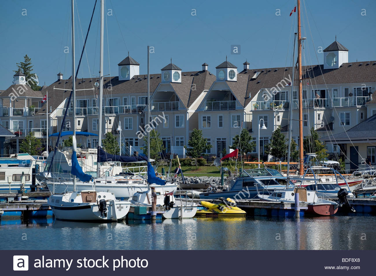 Village nautique des Grands Lacs, un nouveau complexe de l'urbanisme à Pickering en Ontario Canada Banque D'Images