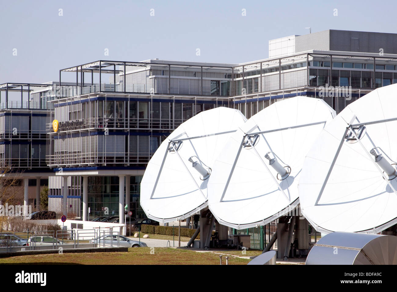 Kabel Deutschland company, antennes satellites dans Unterfoehring situé près de Munich, Bavaria, Germany, Europe Banque D'Images