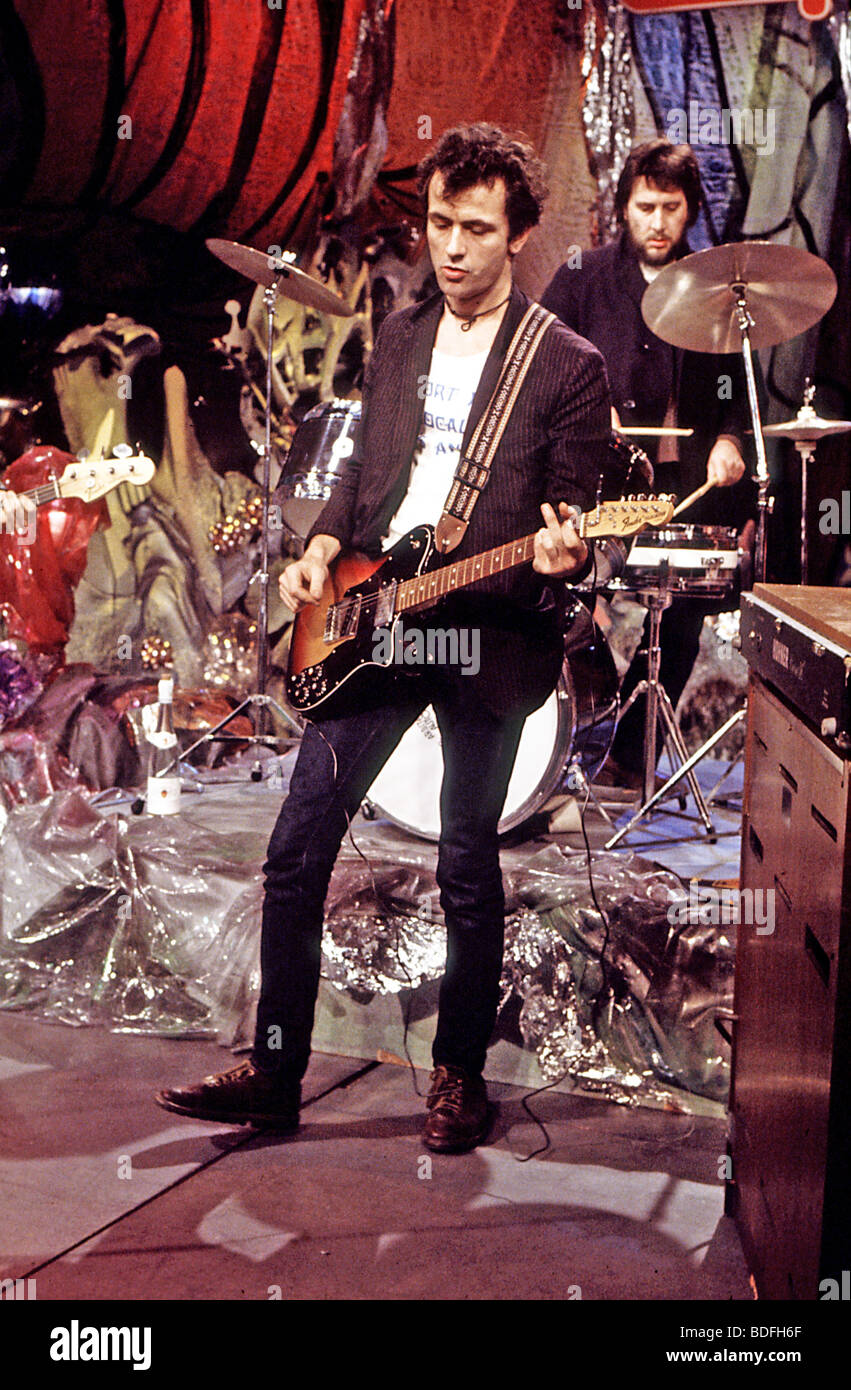Étrangleurs - groupe punk britannique avec Hugh Cornwell sur 1983 Banque D'Images