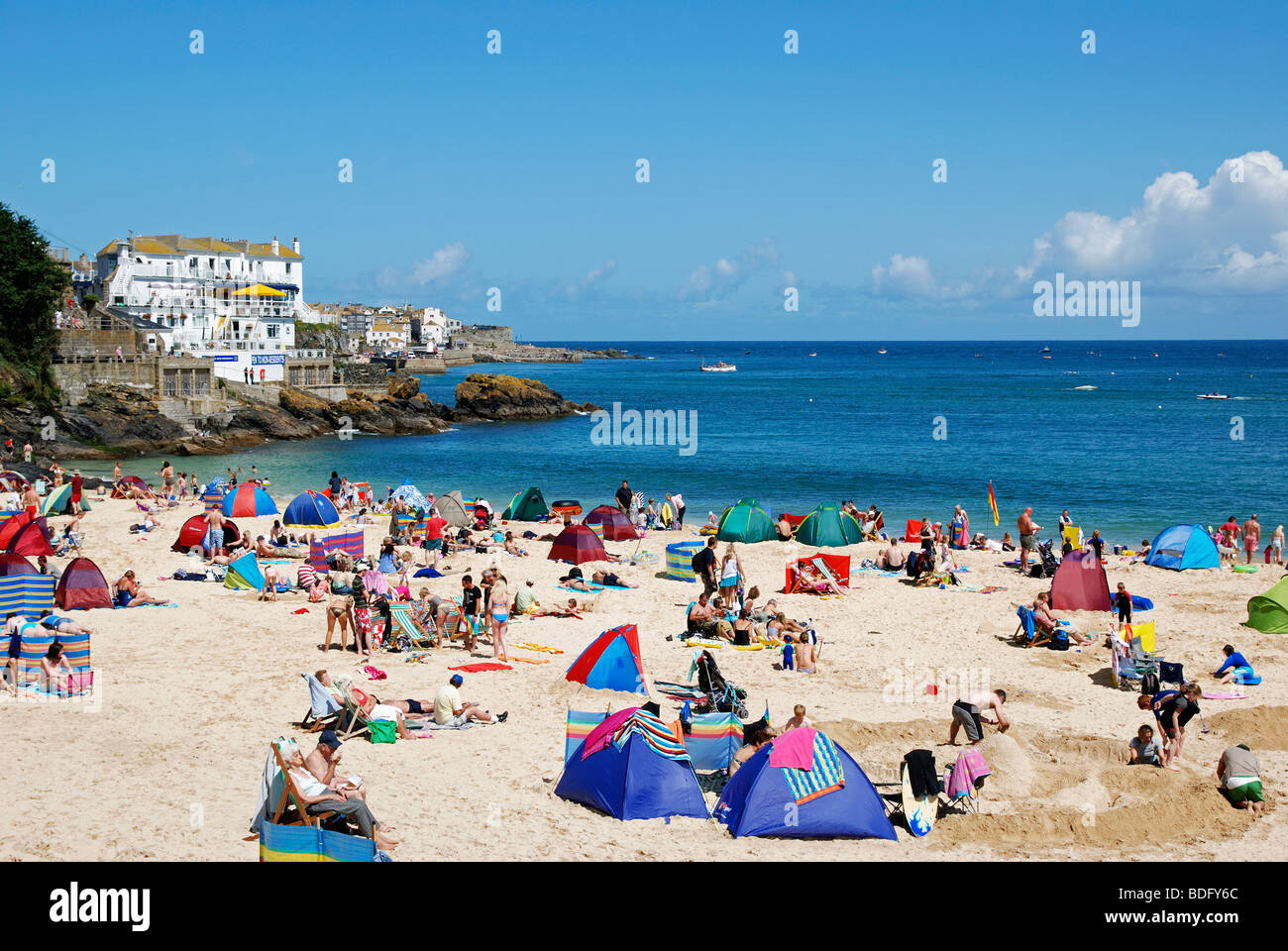 L'été à la plage de porthminster, st.ives, Cornwall, uk Banque D'Images